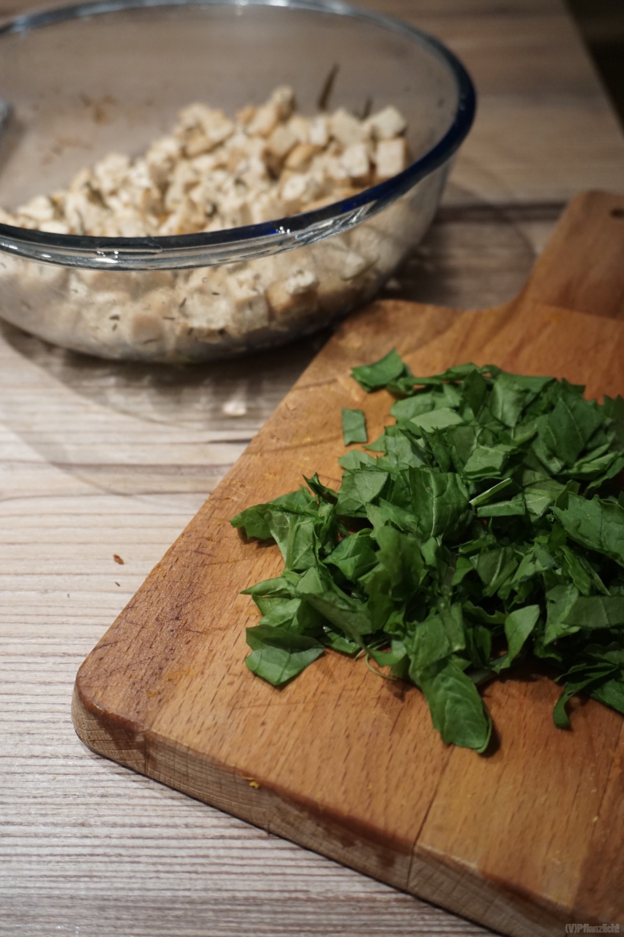 rauke und tofeta für kürbissalat